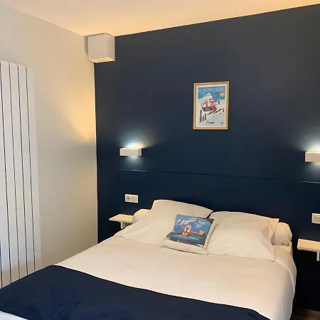 Hotel Logis Le Regis 2*