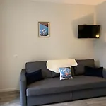 Le Regis Hotel 2*