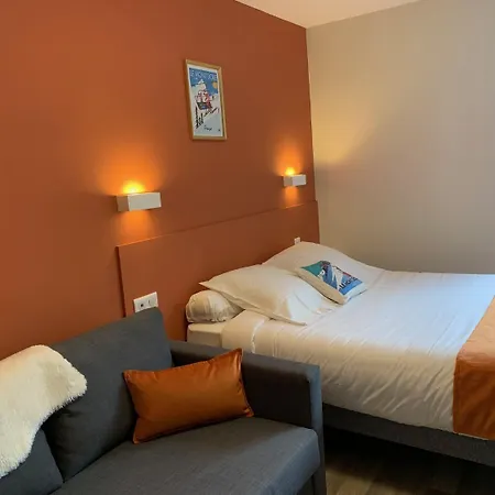 Le Regis Hotel 2*